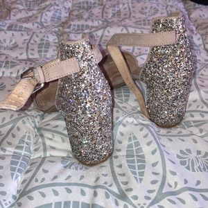 Nude/beige sparkly healed pumps/heels sz 8